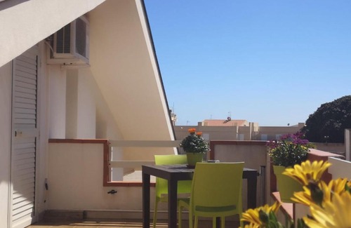 Casuzze Apartment | Ocean View Retreat: Family-Friendly Stay at Sugnu cà