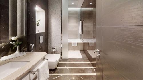 Al Mankhool Apartment | Discover Suha Mina Rashid Hotel Apartments: Family-Friendly Escape