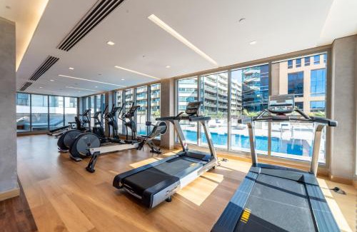 Al Mankhool Apartment | Discover Suha Mina Rashid Hotel Apartments: Family-Friendly Escape