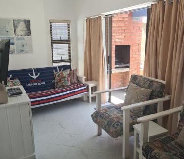 Hartenbos Apartment | Cozy Suidersee Block 1 with Ocean View & Family Amenities