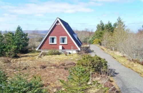 Aultbea Cottage | Discover SUIL NA MARA: Pet-Friendly Cottage in Aultbea