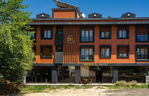 Eceabat House | Historic Suite with Family and Pet-Friendly Amenities