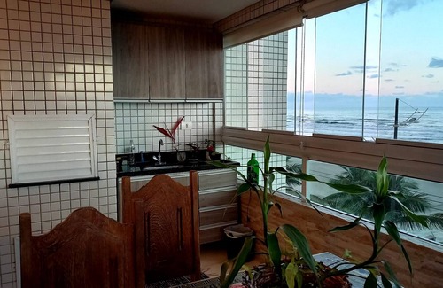 Solemar Apartment | Perfect Getaway: Ocean View Room with Kitchen & WiFi