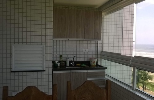 Solemar Apartment | Perfect Getaway: Ocean View Room with Kitchen & WiFi