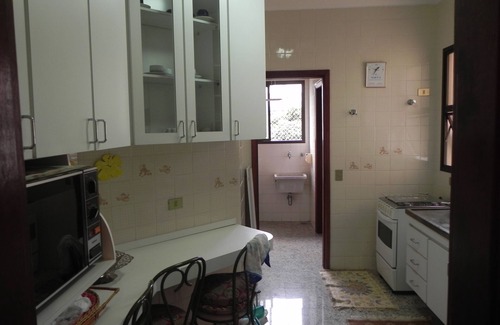 Loteamento Joao Batista Juliao Apartment | Ideal 3-Bedroom Suite Near Beach with Pool & Kitchen