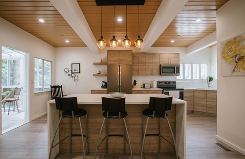 Port Moody House | Family-Friendly Retreat: Spacious 5BD Home with Great Amenities