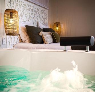 Sorgues Apartment | Relaxing Retreat in the Heart of the Vineyards