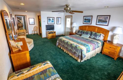 Haines House | Pet-Friendly Suite at Lynn View Lodge - Rated 9.2/10