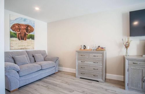 Pen-y-cae Apartment | Family-Friendly Suite 10 at Sleeping Giant Hotel, Pen Y Cae Inn