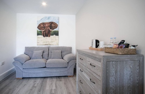 Pen-y-cae Apartment | Family-Friendly Suite 10 at Sleeping Giant Hotel, Pen Y Cae Inn