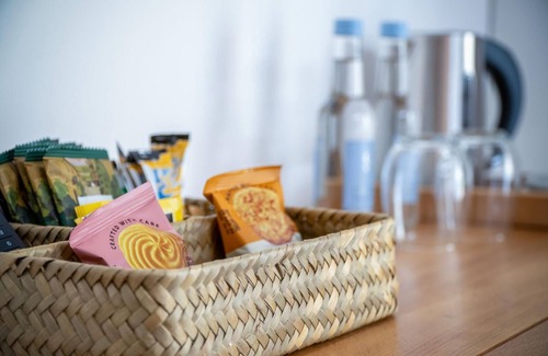 Pen-y-cae Apartment | Pet-Friendly Suite 12 at Sleeping Giant Hotel - Book Now
