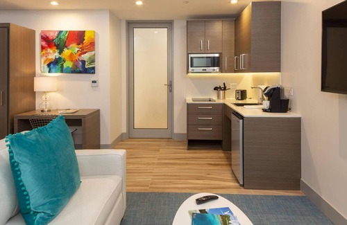 Estate Enighed Hotel | Suite 12: Enjoy Summer Specials with Family-Friendly Perks