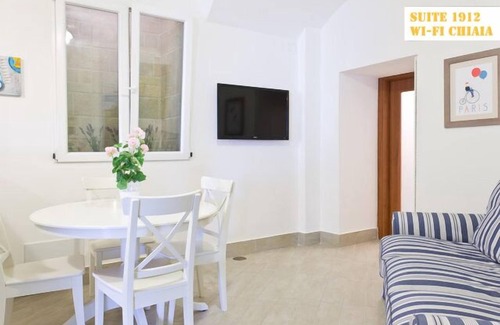Vomero Apartment | Exceptional Suite 1912 in Wi-Fi District Chiaia