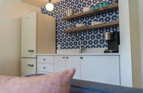 Saugatuck Apartment | Prime Downtown Escape: The Poppy @ Porches On Mason