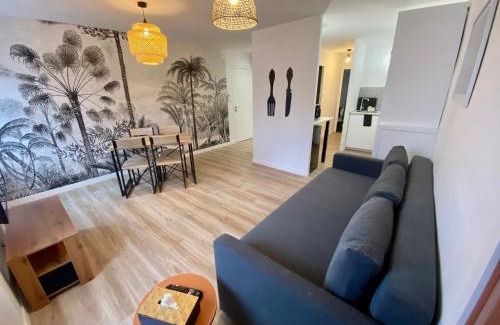 Montceau-les-Mines Apartment | Suite 24 Appart'hôtel-L'Annexe-3 étoiles
