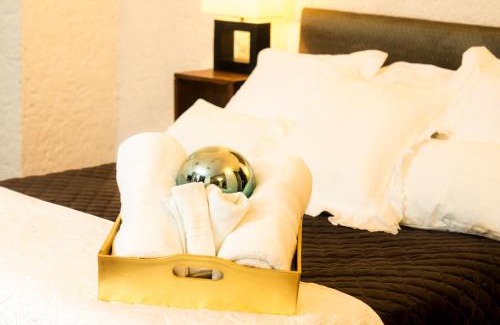 Campestre Apartment | Discover Suite 2B at Vista Garden House in San Angel