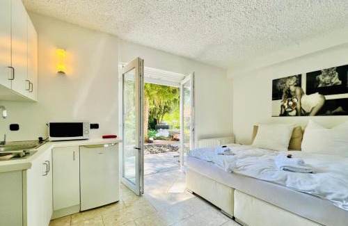 Neustadt an der Waldnaab Apartment | Pet-Friendly Suite 3: Perfect for Families and Pets