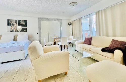 Neustadt an der Waldnaab Apartment | Pet-Friendly Suite 3: Perfect for Families and Pets