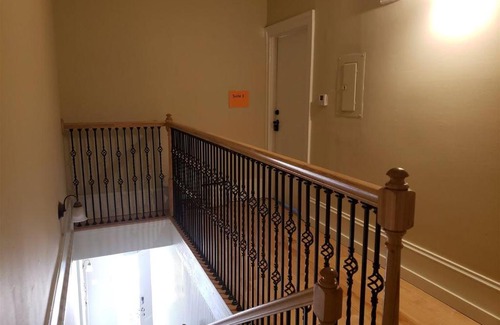 Macon Villa | Cozy Private Studio in a Historical Home for Families
