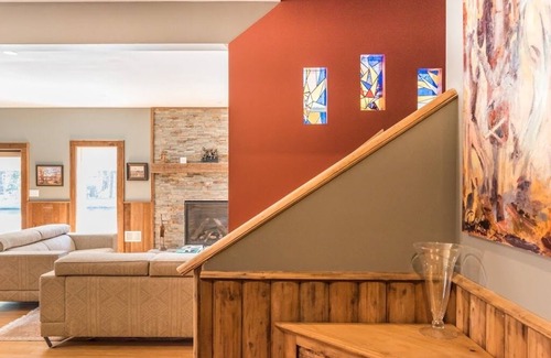 Chatham House | Tranquil Suite 3: Private Accommodations with Kitchen