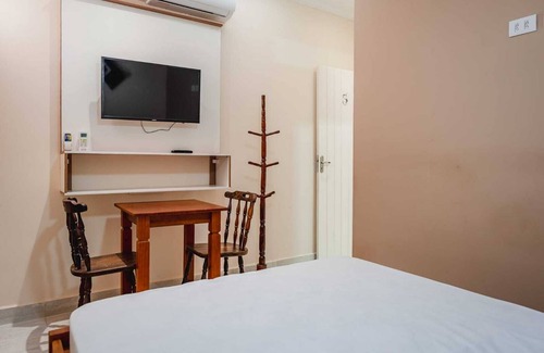 Parque Oasis Villa | Cozy Suite 3 with Pool, Wi-Fi & Beach Proximity
