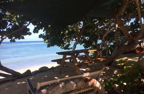West Bay Apartment | Top-Rated Suite with Beach Shuttle and Family-Friendly Amenities