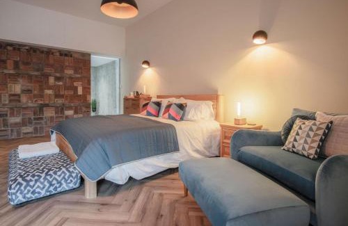Pen-y-cae Apartment | Guest Rated Suite 4 at Pen Y Cae Inn - Family Friendly Stay