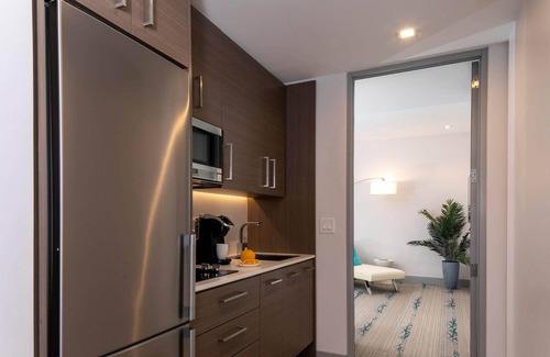 Estate Enighed Hotel | Book Suite 4: Guest Rated 10/10 with Kitchen & Breakfast