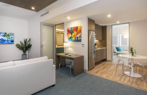 Estate Enighed Hotel | Book Suite 4: Guest Rated 10/10 with Kitchen & Breakfast
