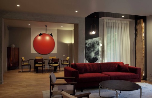 Sector 1 Apartment | Pet-Friendly Retreat: Suite 6 KNOW Awaits Your Stay