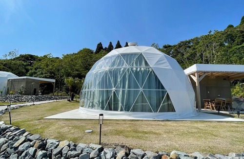 Kushima Cabin | Inviting Suite 7 with Kitchen & Breakfast in Kushima