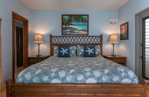 Estate Enighed Hotel | Oceanfront Bliss at Suite 8B - Gallows Point Resort