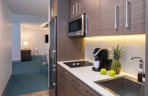 Estate Enighed Hotel | Suite 9: Exceptional Stay with Breakfast & Kitchen Access