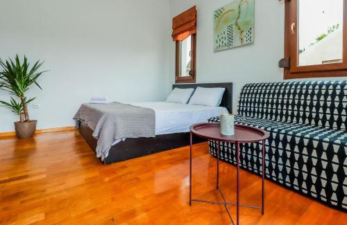 Serres Apartment | Pet-Friendly Suite Acropolis Serres Near City Center