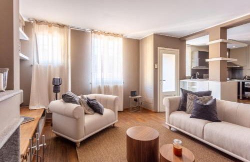 Porta Genova Apartment | Elegant Suite Alzaia by iCasamia: Pet Friendly with Dining
