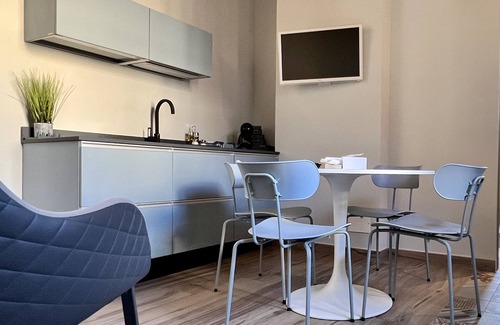 Eastern Sicily Apartment | Oceanfront Suite Amalfitania in Beautiful Ortigia