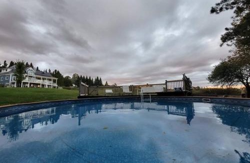Brome-Missisquoi Regional County Municipality Apartment | Relaxing 2-Bedroom Suite in Scenic Countryside Retreat