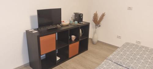 Cannobio House | Guest Rated Suite Arianna: Pet & Child Friendly Escape