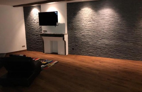 Vienne House | Riverside Retreat: Family-Friendly Suite au Bord du Rhône
