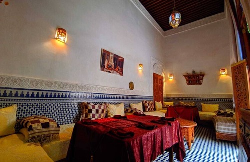 Talaa Hotel | Family-Friendly Suite with 4 Beds in a Fes Riad