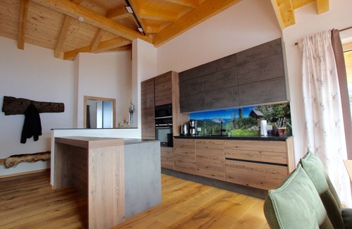 Russbach am Pass Gschuett Apartment | Relax in Suite BO at Dachstein Chalet - Perfect for Families