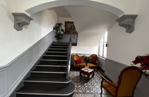 Chazemais Bed & Breakfast | Relaxing Stay at Suite Bien être du Château de la Bouchatte