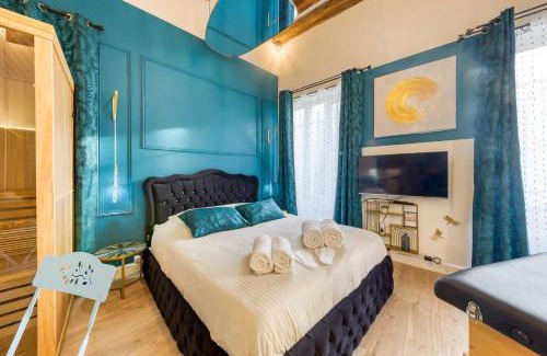 Arpajon Apartment | Relaxing Suite with Jacuzzi and Sauna for Romantic Getaways