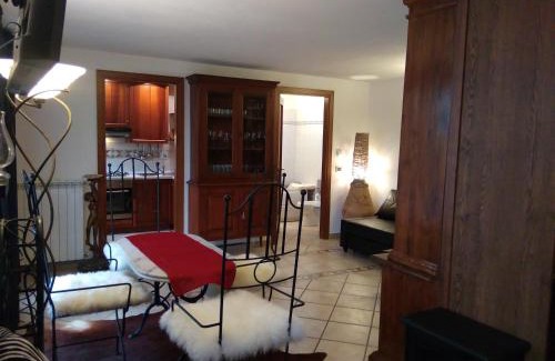 Strada in Chianti House | Relaxing Suite Bobo in Chianti Classico with Pool & Views