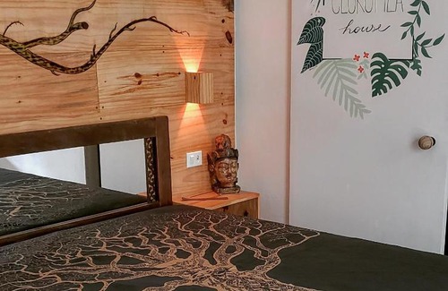 Sumare House | Child-Friendly Suite Clorofila House - Rated 10/10 by Guests