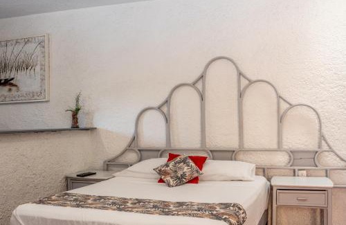 Chapalita Apartment | Cozy Suite with Terrace in Glorieta Chapalita