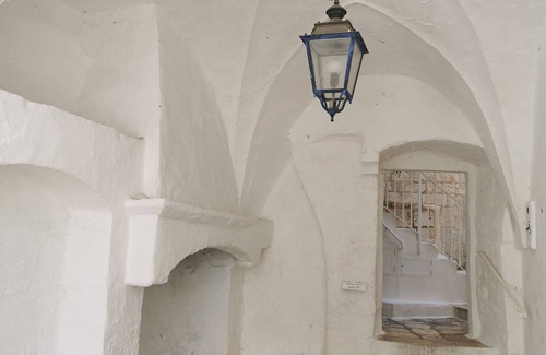 Old Town Cisternino Apartment | Explore Suite Conte Verde in Cisternino's Historic Center