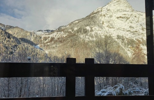 Courmayeur Apartment | Family-Friendly Stay at Suite Courmayeur for Your Adventure