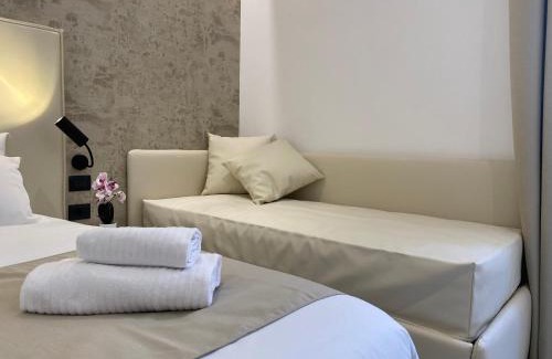 Rione IV Campo Marzio House | Luxury Suite Croce: Family-Friendly Stay with 9.7 Rating