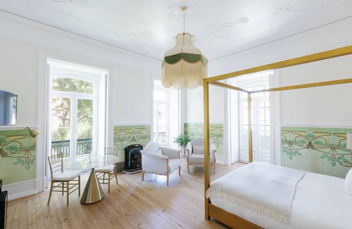 Alfama Hotel | Discover Suite da Viscondessa with Spa & Breakfast Options